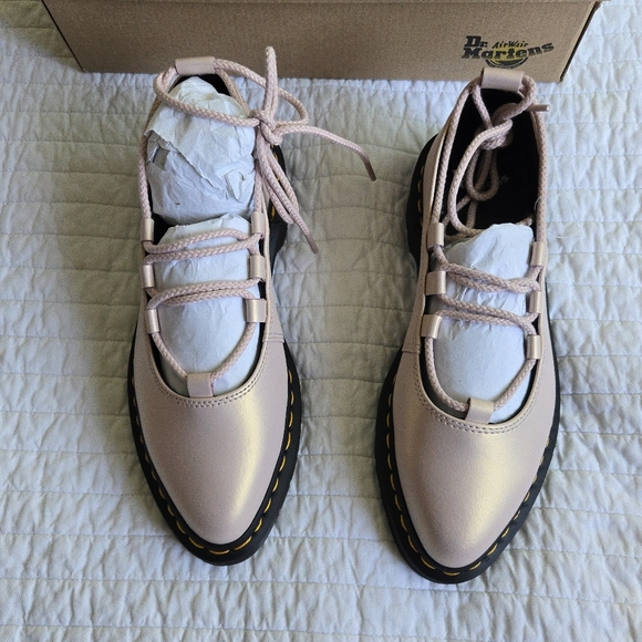 Dr. Martens AirWair Elphie II Women 6 Powder Pink And Gold 022026 - Picture 2 of 7